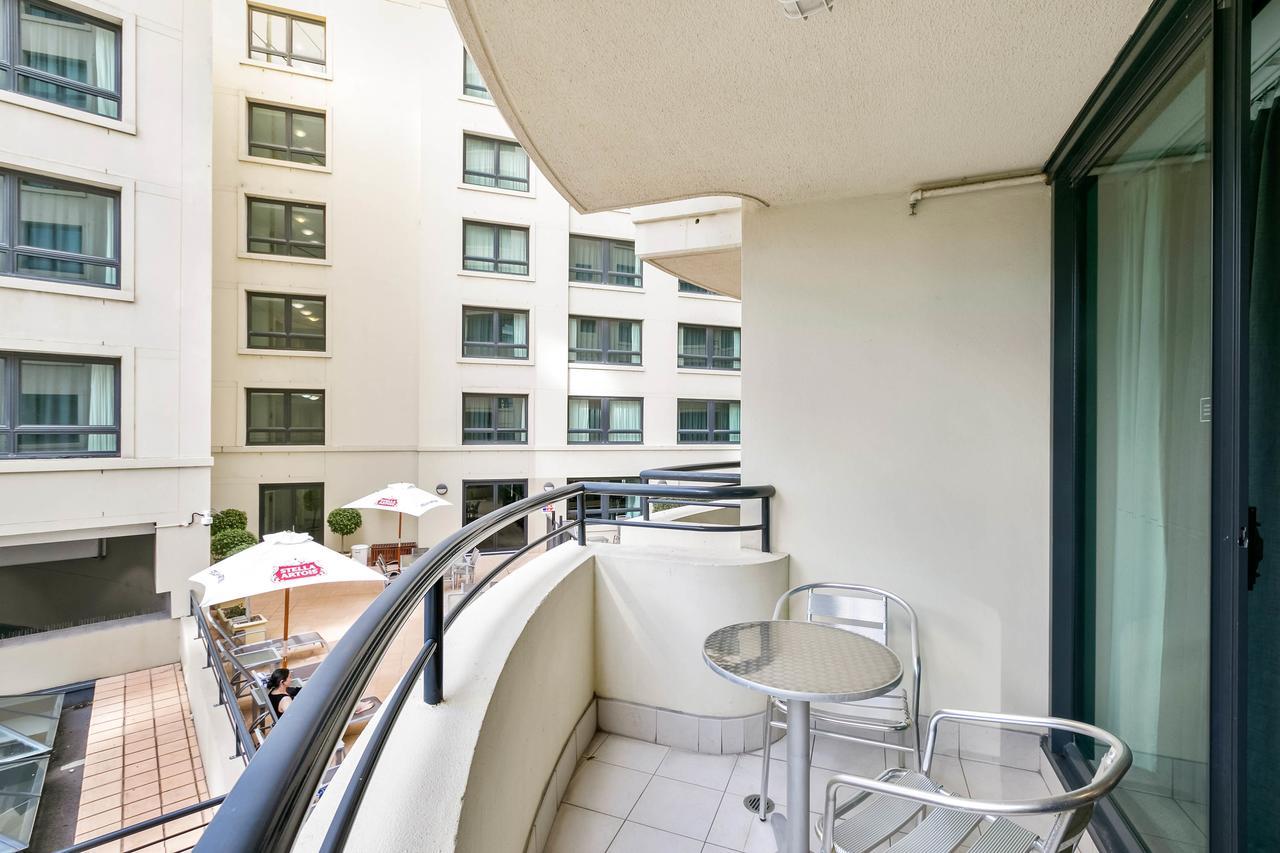 Aparthotel Mantra Parramatta Sydney Zewnętrze zdjęcie